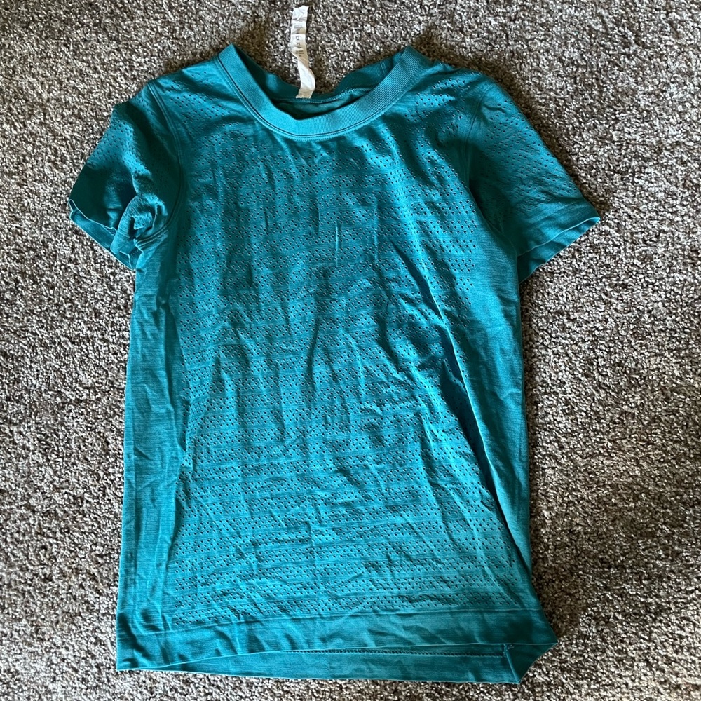 lululemon shirt